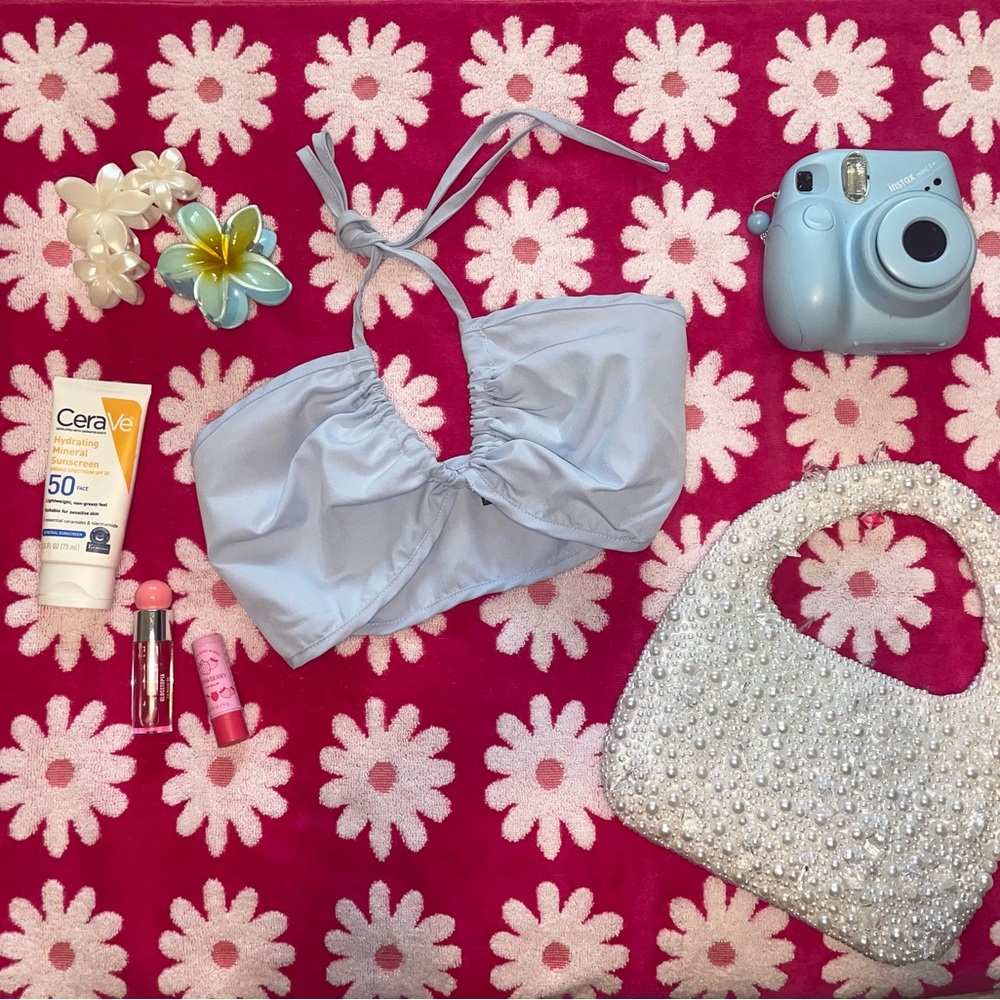 SHEIN Light Blue Crop Top
